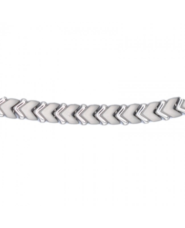 Collier magnétique couleur argent en chevron - Lantana Collier magnétique couleur argent en chevron - Lantana